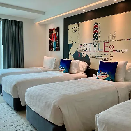 Hotel Clover Asoke