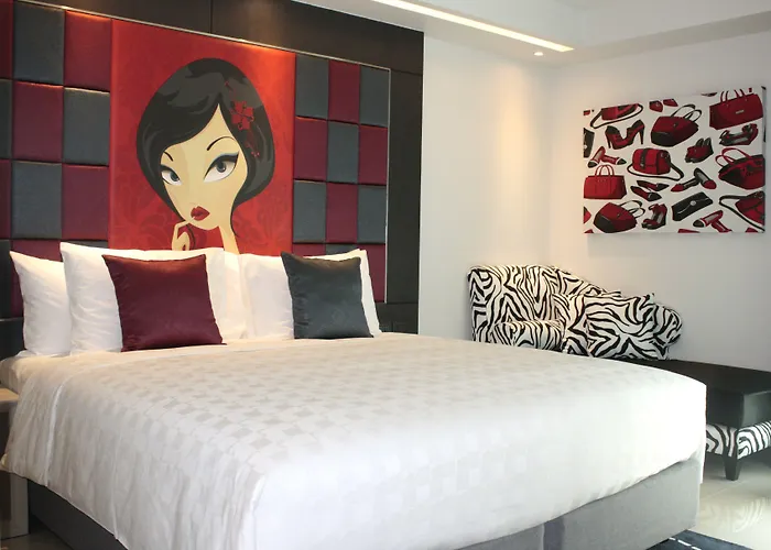 Clover Asoke - Sha Extra 4*