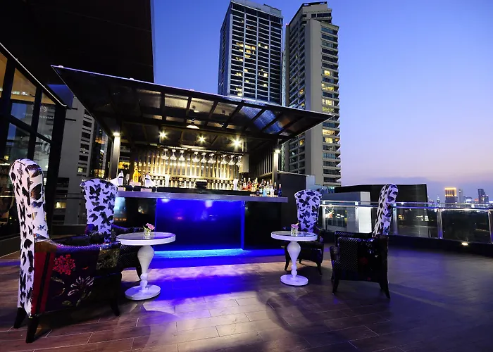 Hotel Clover Asoke - Sha Extra