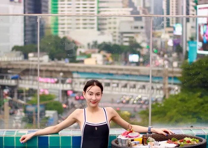 Clover Asoke - Sha Extra Hotel
