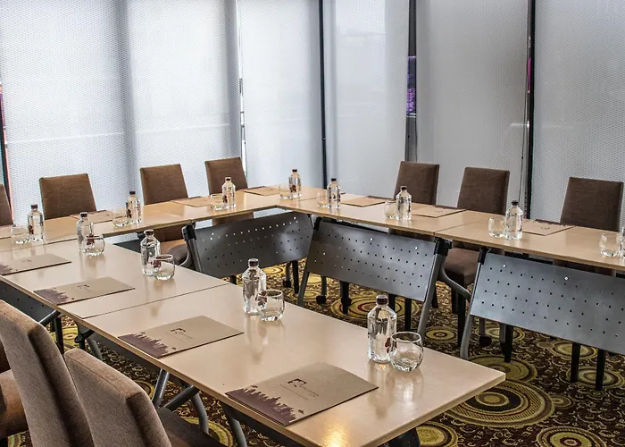 Clover Asoke - Sha Extra Hotel