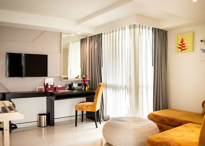 Clover Asoke - Sha Extra Hotel